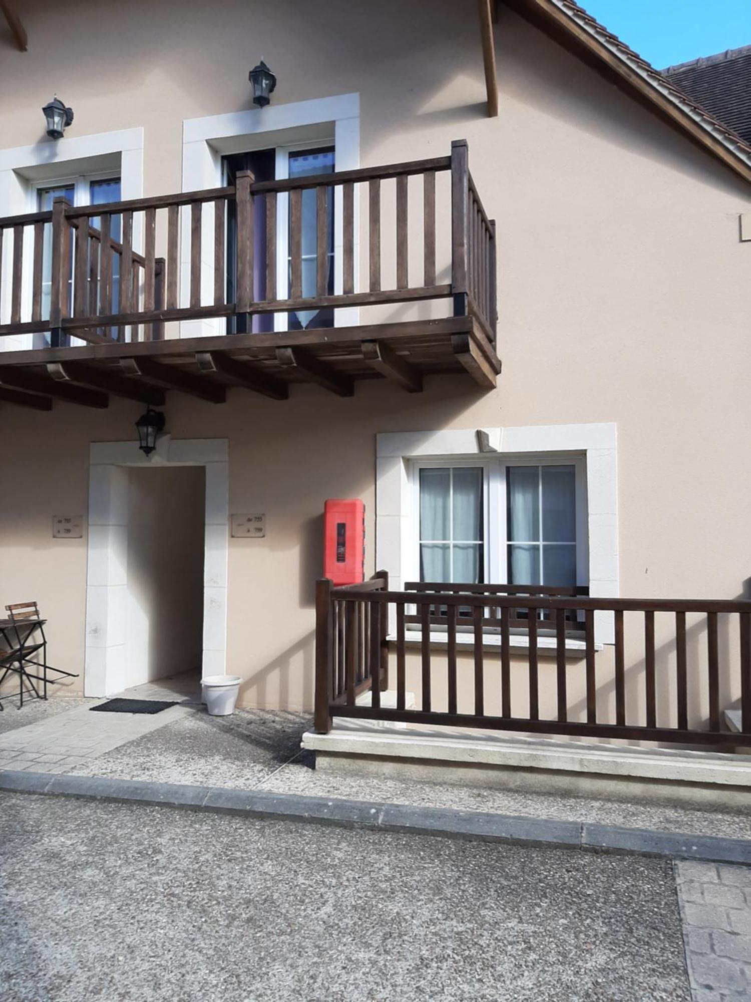 Le Haut-Val Residences Belleme Exterior photo